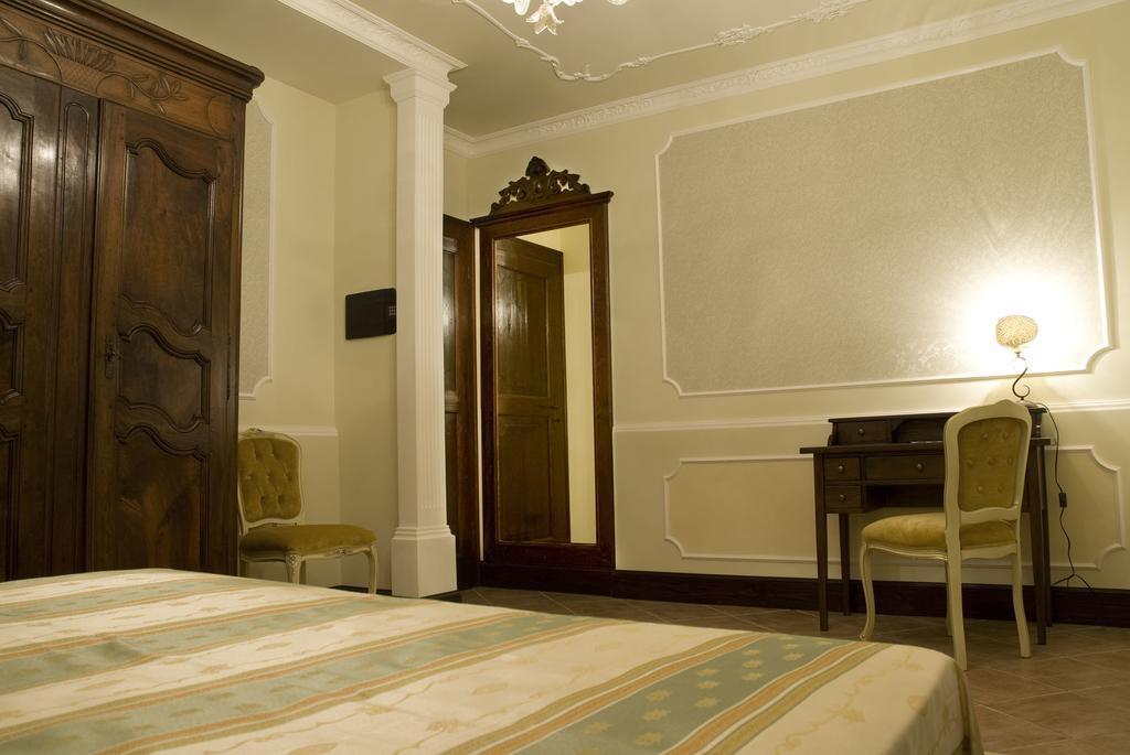 Appartamento Ca' Cavalli Venedig Rum bild