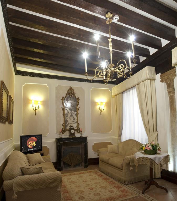 Appartamento Ca' Cavalli Venedig Rum bild